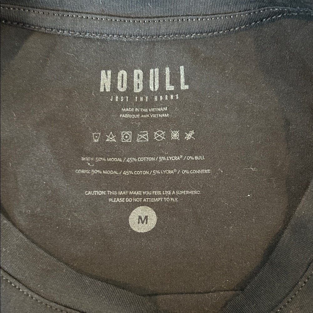 NOBULL Women’s Size Medium‎ Short Sleeve Black Tee - Picture 4 of 5